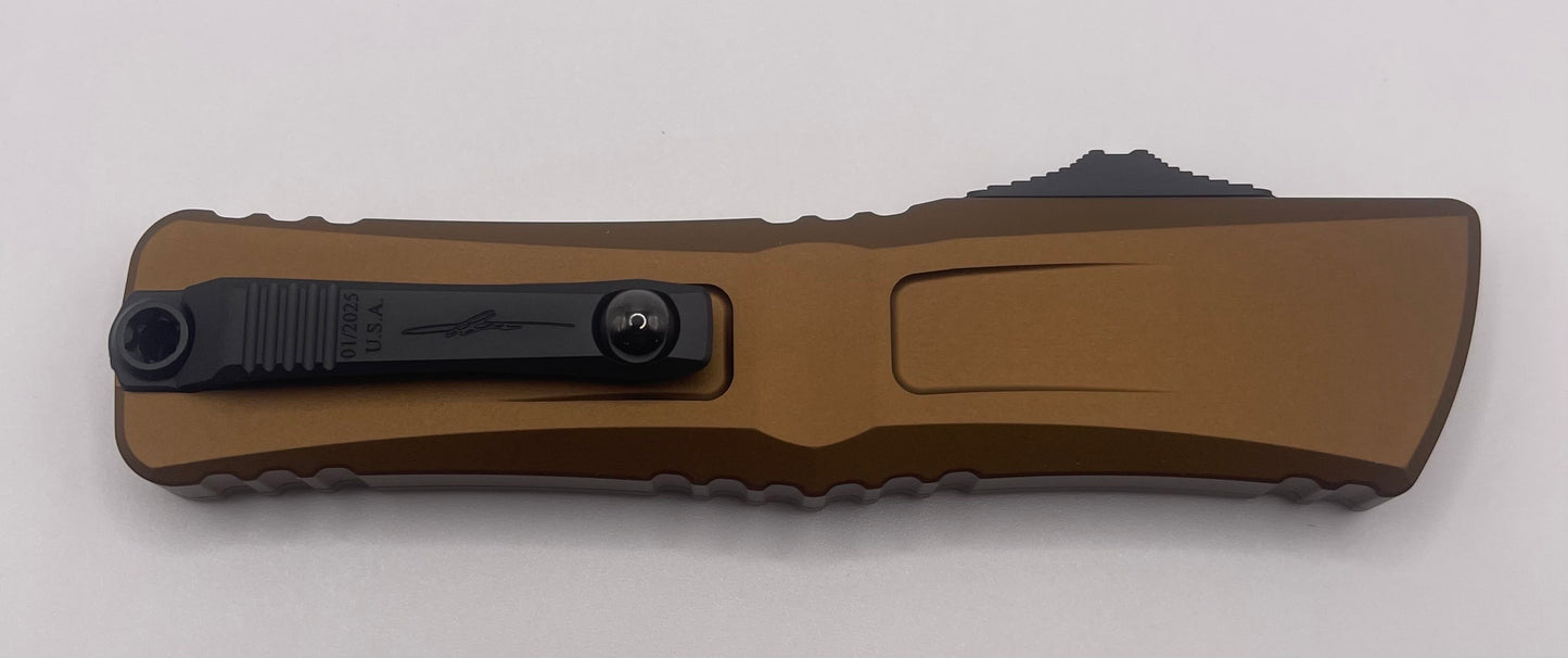 Microtech Combat Troodon Interceptor Signature Series Tan 1217-1TAS
