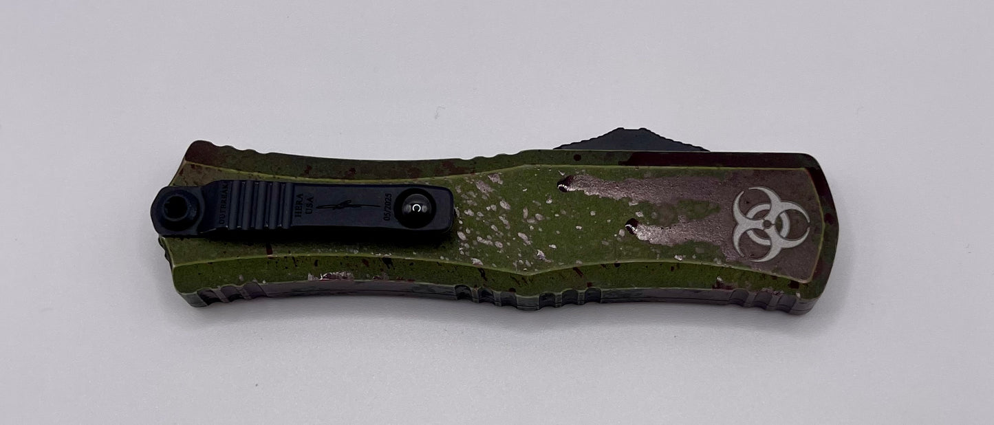 Microtech Hera II Mini Outbreak Signature Series 1705M-1OBDS